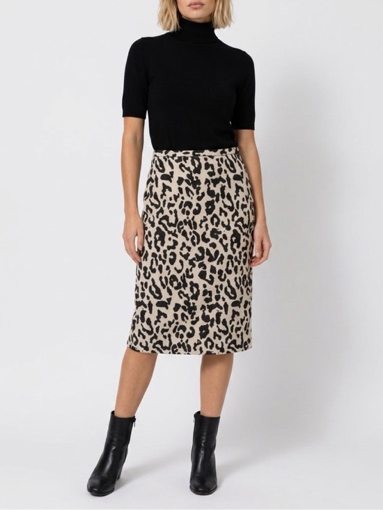 Iris Setlakwe Dresses & Skirts - Iris Setlakwe Cheetah Leopard Print Wool Blend Pencil Midi Skirt Size 10